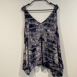 Seven 7 Blue and Gray Striped Tie Dye V-Neck Tank Top - Size Large
